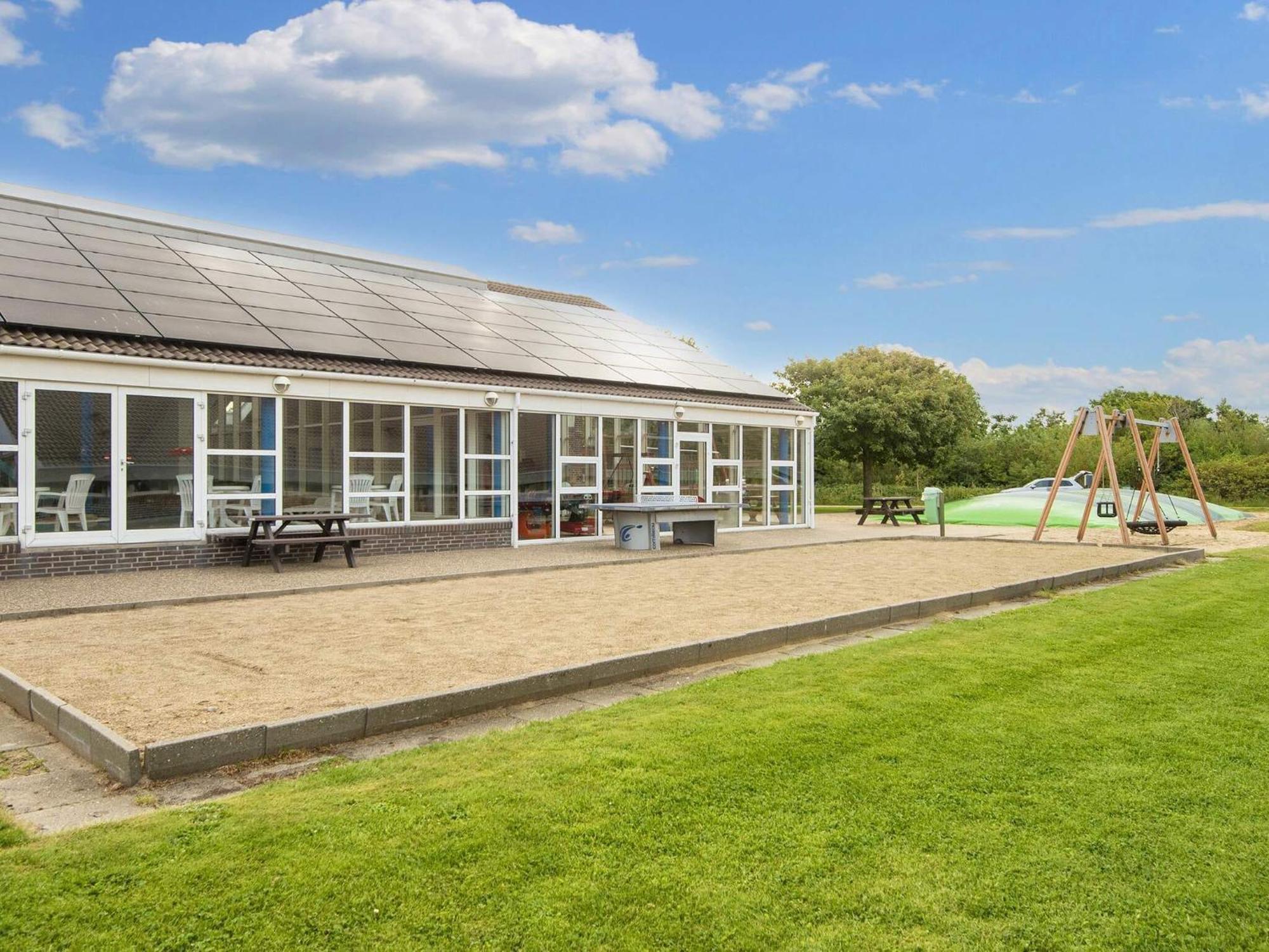 6 Person Holiday Home On A Holiday Park In Hemmet Exterior foto
